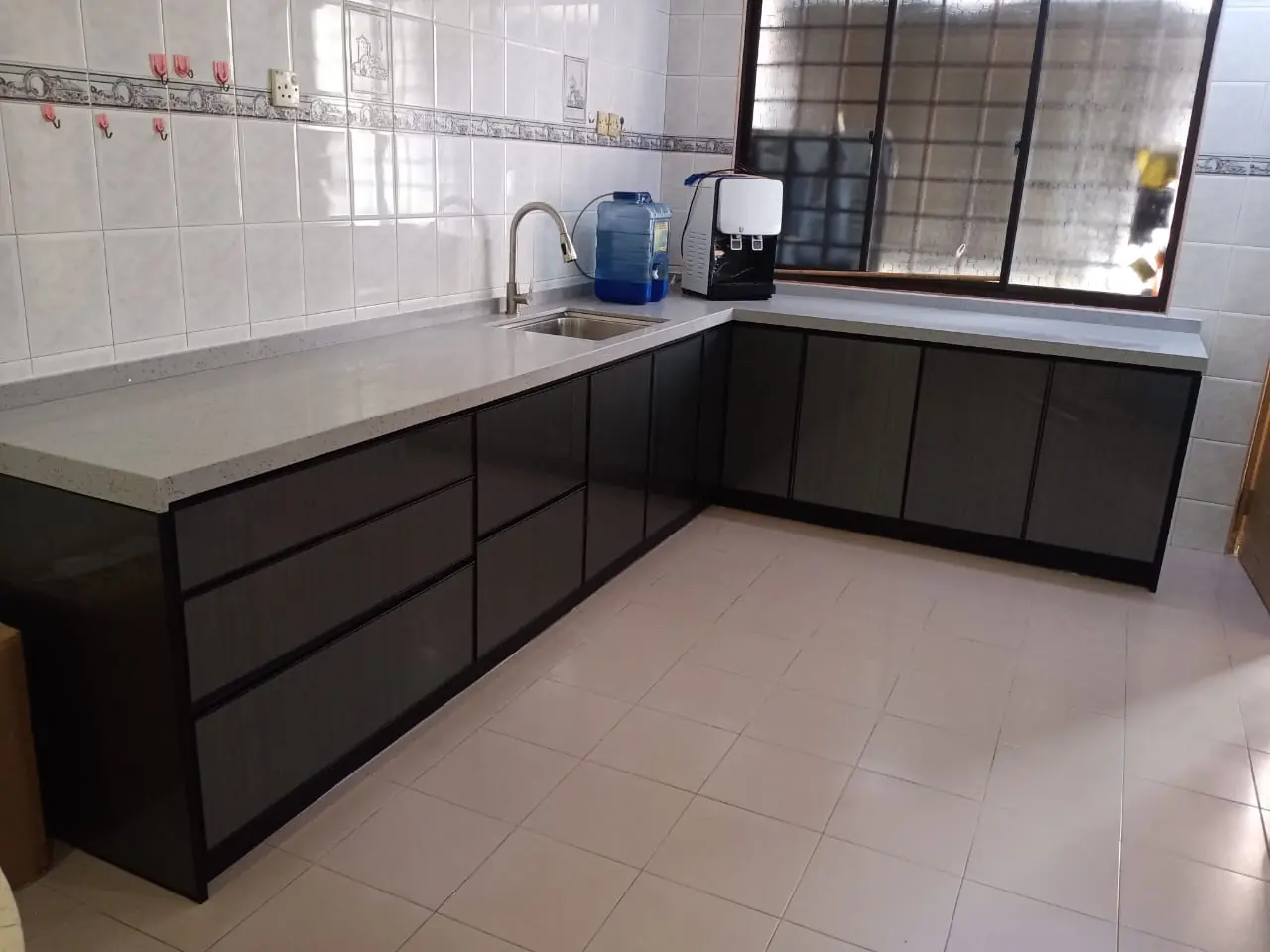 Kitchen Cabinets 5 custom aluminium cabinet seremban