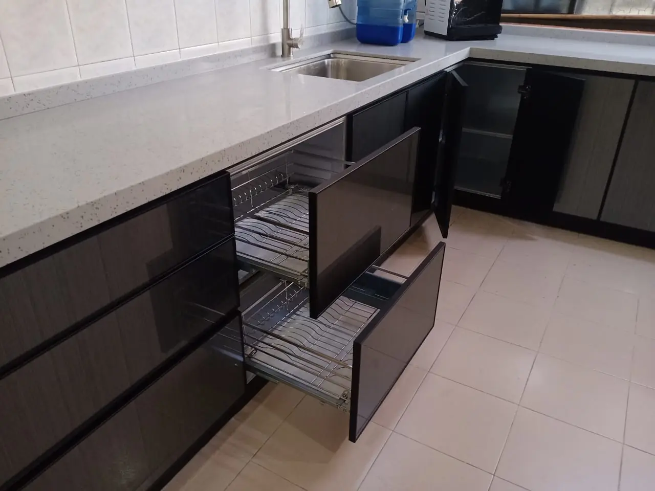 Kitchen Cabinets 6 custom aluminium kitchen cabinet details